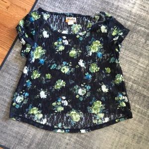 Mudd juniors large lace floral shirt